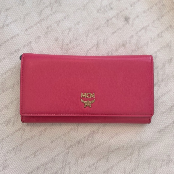 MCM three fold wallet with 4 large pockets, 13 card slots,  one zippered pocket - Picture 2 of 13